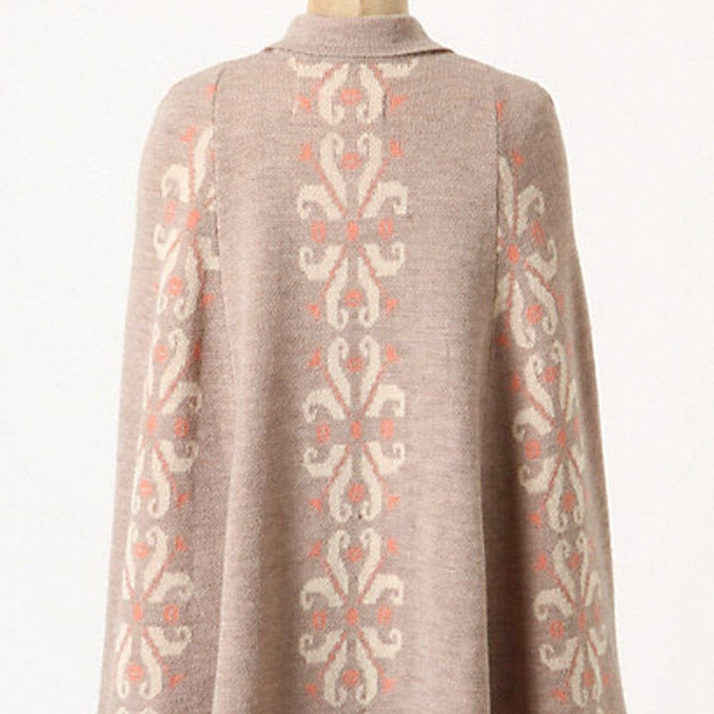 Anthropologie Cape M MADCHEN FLOWERING POMPONA Sweater Poncho Collar Wool NWT - Picture 3 of 5